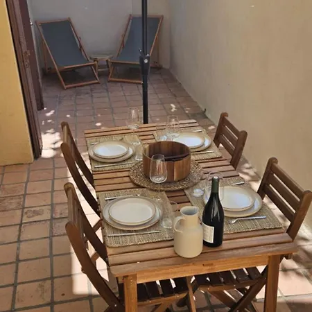 Дом отдыха La Petite Maison De La Corniche Сет